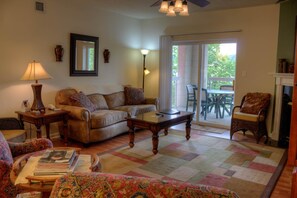 Condo, Multiple Beds (Bear Crossing 401) | Living area | Flat-screen TV, DVD player - Bear Crossing 401 (Pigeon Forge)