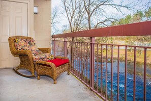 Condo, Multiple Beds (Cedar Lodge 105) | Balcony