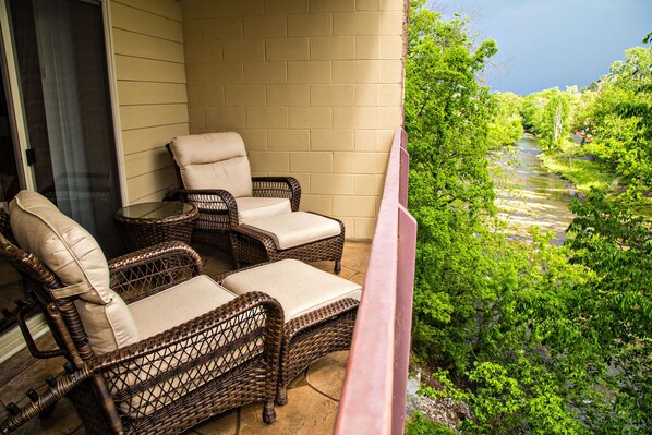 Condo, Multiple Beds (Cedar Lodge 402) | Balcony