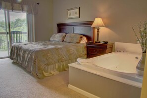 Condo, varias camas (Cedar Lodge 505) | 3 habitaciones, tabla de planchar con plancha y wifi gratis 