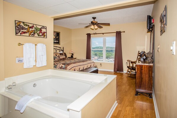 Condo, Multiple Beds (Whispering Pines 242) | Bathroom - Whispering Pines 242 (Pigeon Forge)
