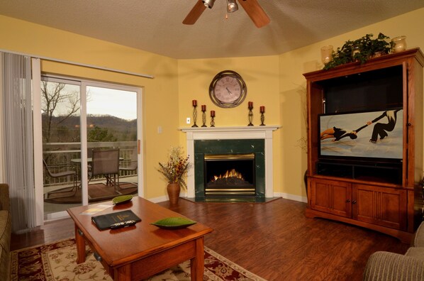 House, Multiple Beds | Living area