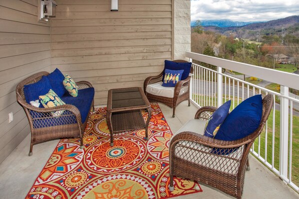 Condo, Multiple Beds (Whispering Pines 532) | Balcony