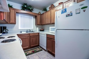 Condo, Multiple Beds (Whispering Pines 612) | Private kitchen