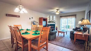 Condo, nhiều giường (Whispering Pines 623) | 2 phòng ngủ, truy cập Internet không dây miễn phí 