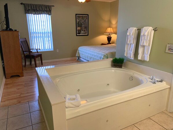 Condo, Plusieurs lits (Whispering Pines 644) | 4 chambres, accès au Wi-Fi (inclus)