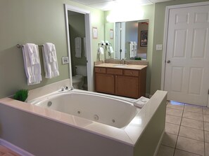 Condo, Multiple Beds (Whispering Pines 644) | Bathroom