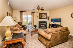 Condo, Multiple Beds (Whispering Pines 642) | Living room