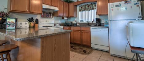 Condo, Multiple Beds (Whispering Pines 654) | Private kitchen