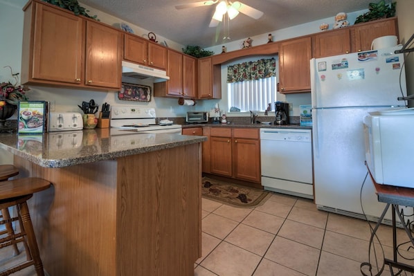 Condo, Multiple Beds (Whispering Pines 654) | Private kitchen