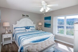 Condo, várias camas (Whispering Pines 654) | 4 quartos, Wi-Fi de cortesia