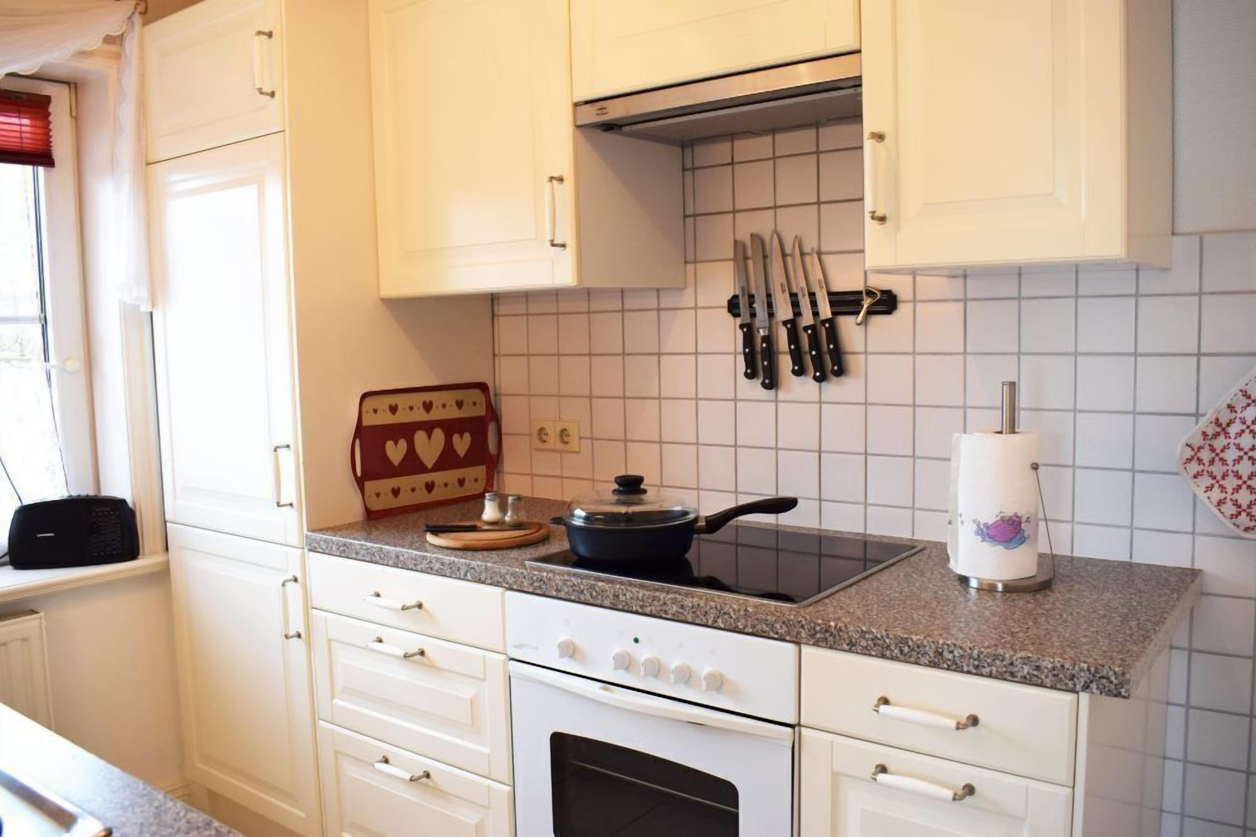 公寓 (Fe 3 Springfloot) | 私人廚房 | 雪櫃、微波爐、焗爐、爐具