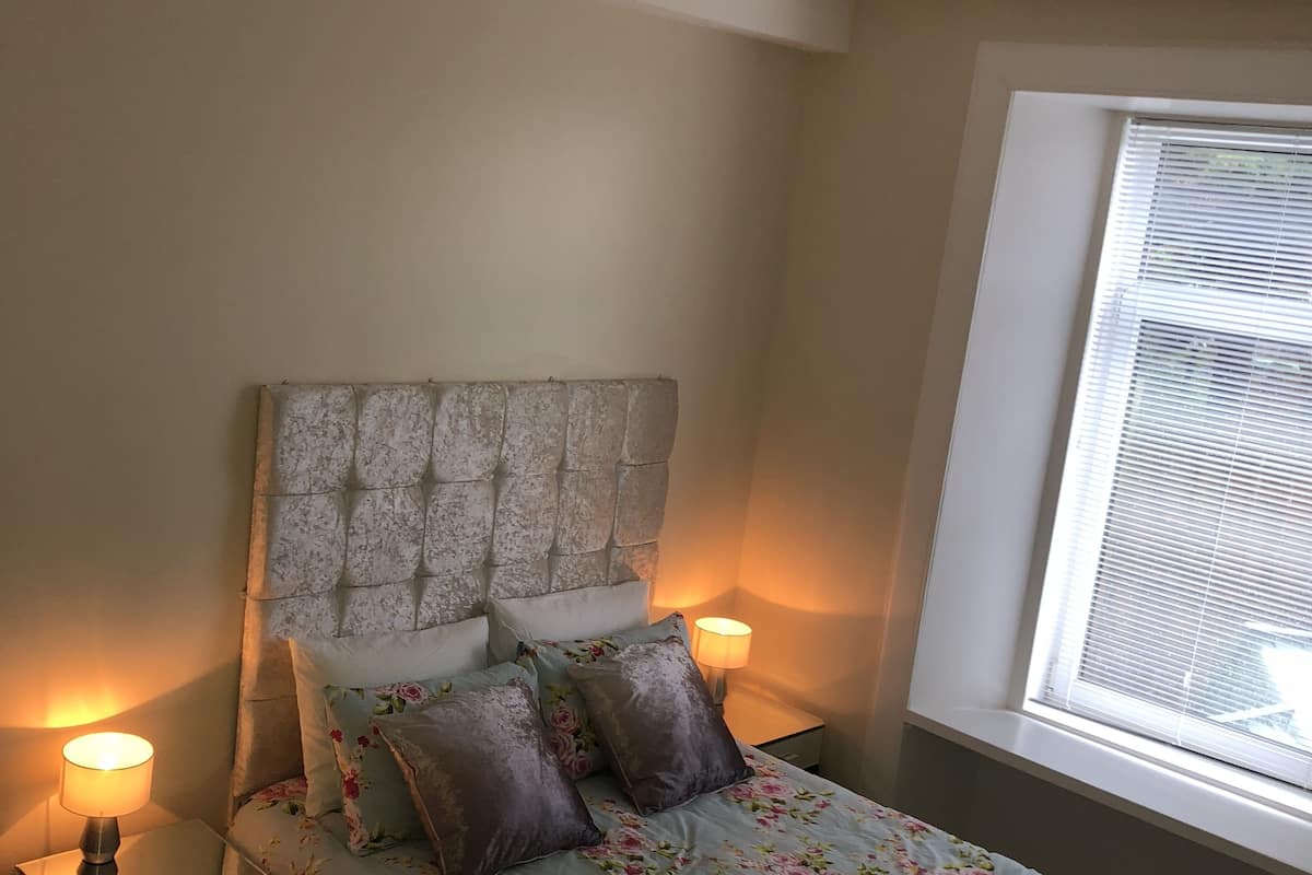 family apartment, 2 bedrooms | 2 bedrooms, pillow-top beds, iron/ironing board, free wifi