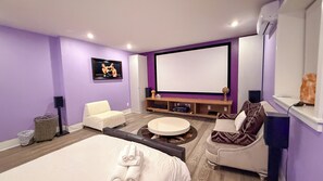 3 bedrooms, in-room safe, desk, iron/ironing board