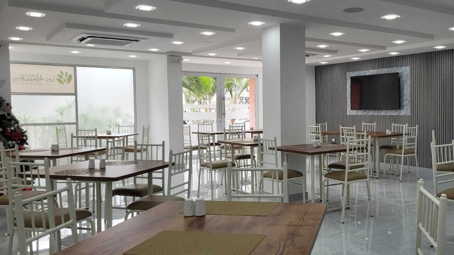 Hotel Los Almendros