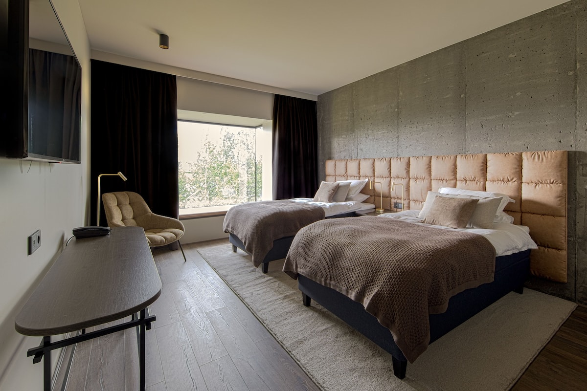 1 chambre, coffres-forts dans les chambres, bureau