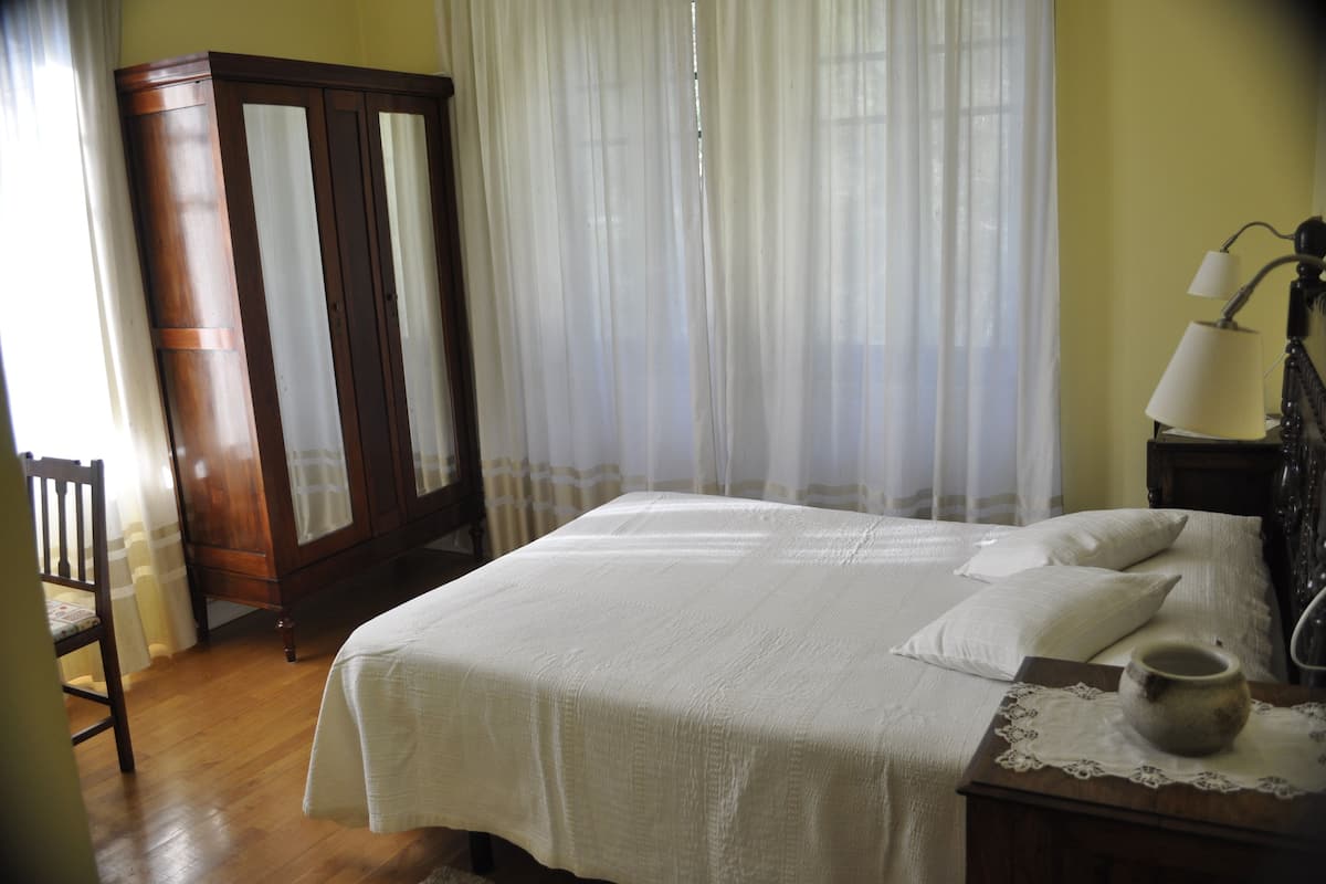 Double Room, 1 Double or 2 Single Beds | Blackout curtains, cots/infant beds, rollaway beds, free WiFi