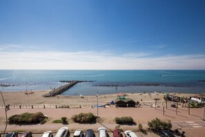 Beach/ocean view