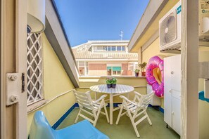 Apartment, Mehrere Betten (Attico Sapore di Mare/4 pax) | Terrasse/Patio