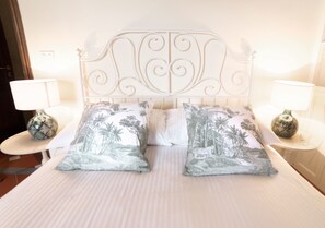 Apartment, 2 Doppelbetten (Leone Apartment-San Frediano) | 2 Schlafzimmer, Pillowtop-Betten