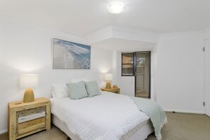 3 bedrooms, iron/ironing board