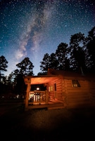 Fachada del alojamiento - Noche