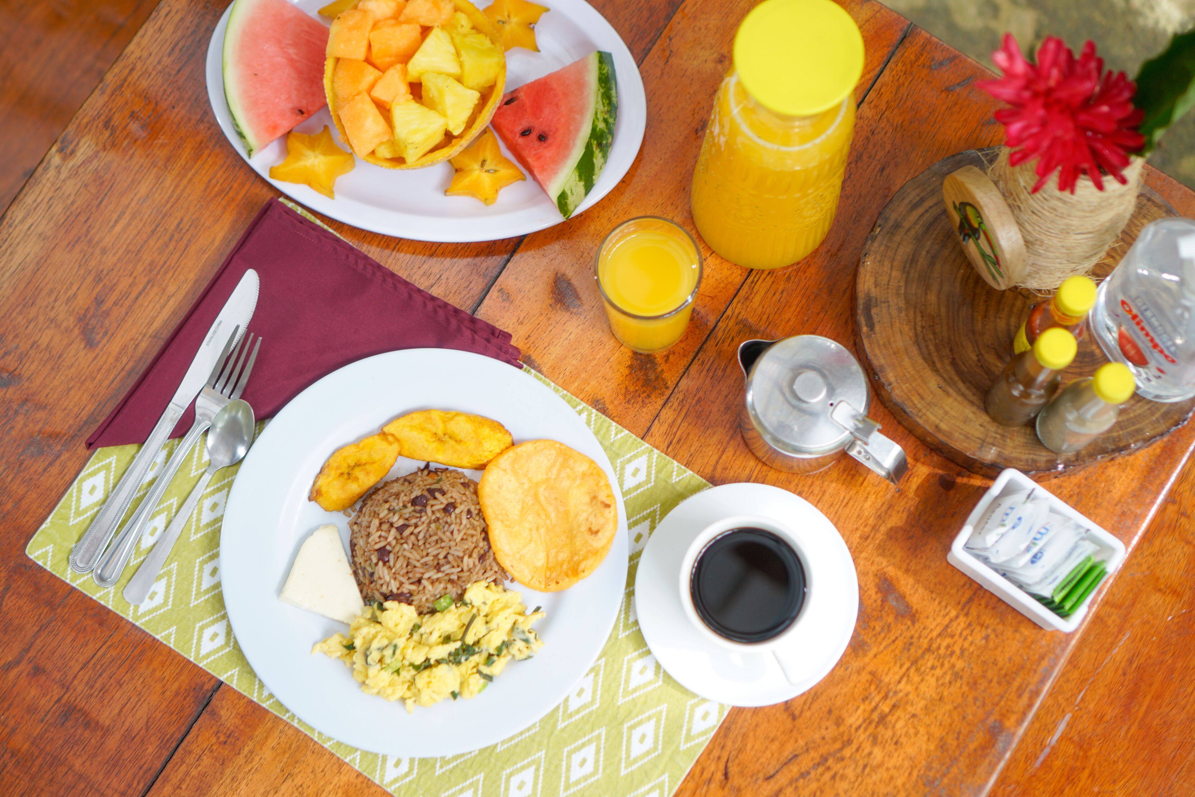 包每日全套早餐