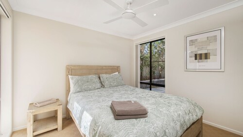 Amara, 6 Wesley Avenue
