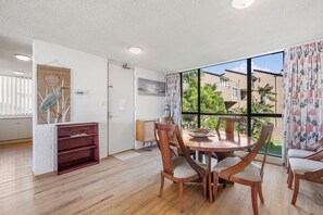 Interior - Beachpark 10 - Flynns Beach Ocean Views (Port Macquarie)