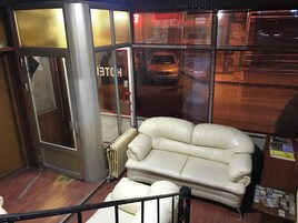 Sala de estar en el lobby