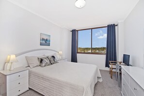 2 bedrooms, iron/ironing board