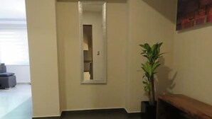 Interior - Rochester 403 (Mexico City)