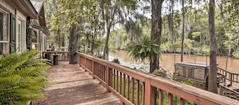 NY! Waterfront Karnack Home w / Deck & Boathouse!