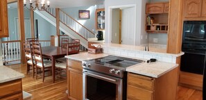 Maison, plusieurs lits (268 - Blueberry Hill Retreat) | Cuisine privée