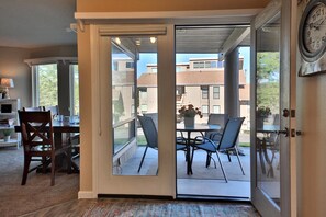 House, Multiple Beds (266 - Beachfront Condo - Mutiny Bay) | Terrace/patio - 266 - Beachfront Condo - Mutiny Bay (Freeland)