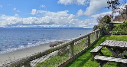 266 - Beachfront Condo - Mutiny Bay