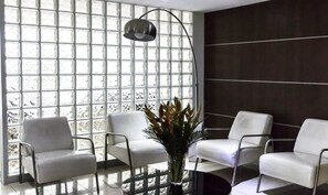 منطقة الجلوس في الردهة