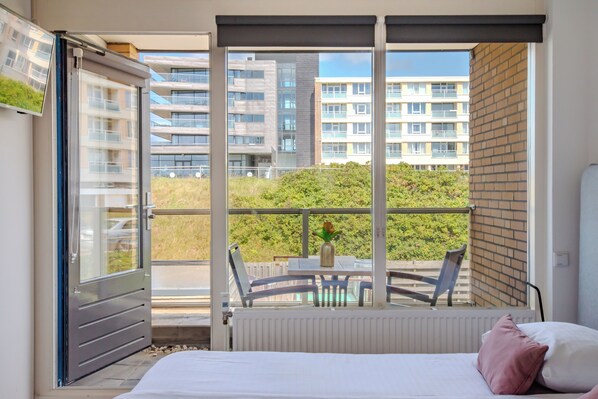 Fer et planche à repasser, Wi-Fi gratuit, draps fournis