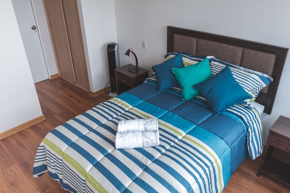 Apartment, 1 Bedroom | 1 bedroom, individually decorated, individually furnished, desk
