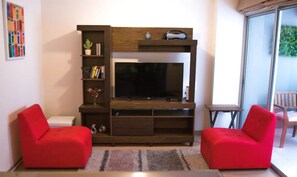 Apartment, 2 Bedrooms, Non Smoking | Living area | Smart TV