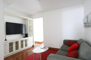 Appartamento, 2 camere da letto, non fumatori | Area soggiorno | Smart TV