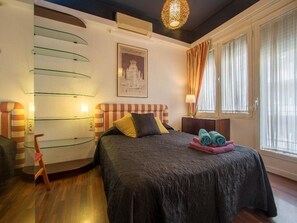 2 bedrooms, iron/ironing board