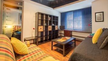 2 bedrooms, iron/ironing board