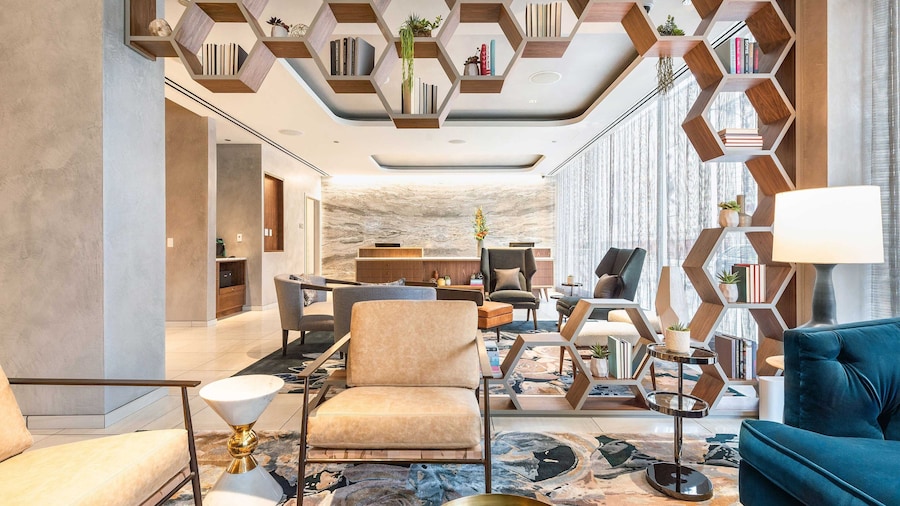 Le Méridien Essex Chicago