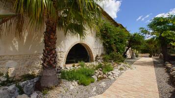 Enceinte de lâhĂ©bergement