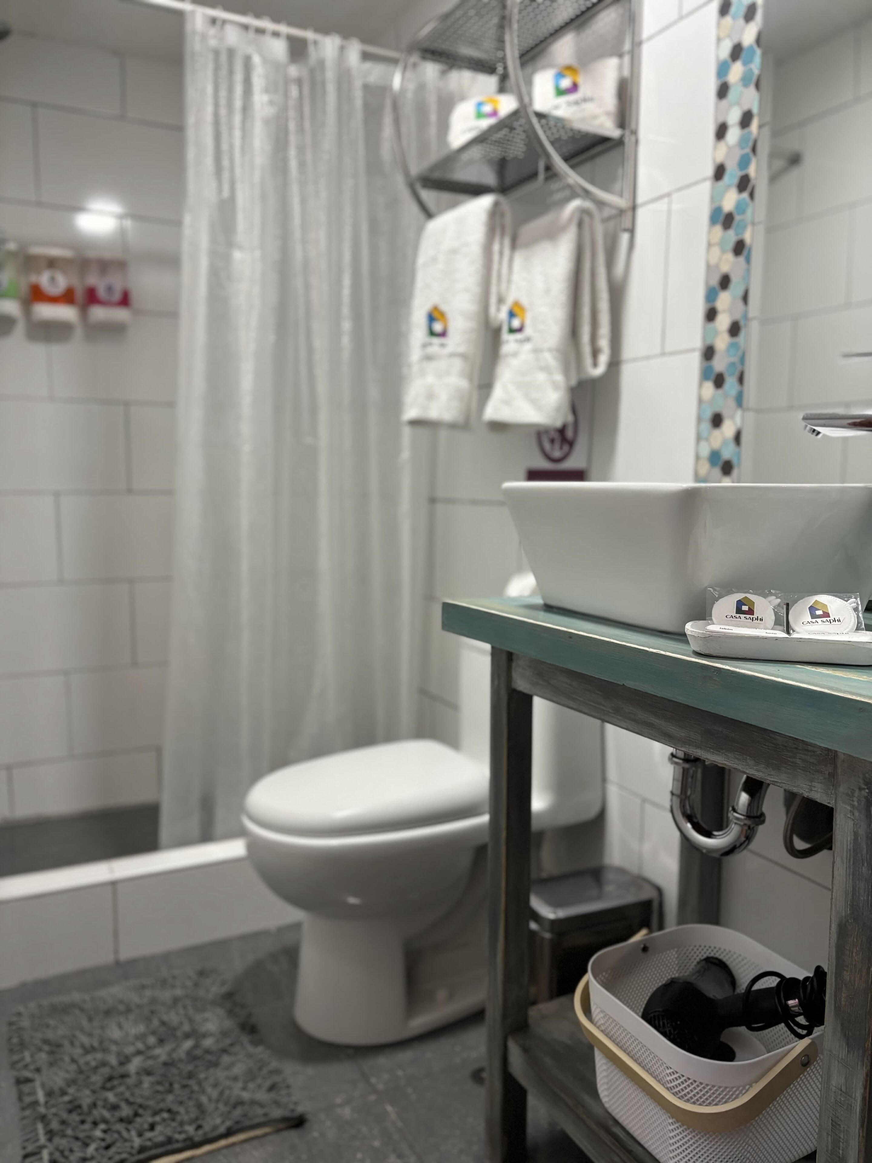 Separate bathtub and shower, free toiletries, hair dryer, towels