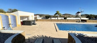 Spacious Villa on edge of Portuguese Village close to stunning beaches/amenities