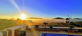 Spacious Villa on edge of Portuguese Village close to stunning beaches/amenities