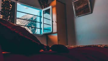 2 chambres, fer et planche Ă repasser, Wi-Fi gratuit, draps fournis