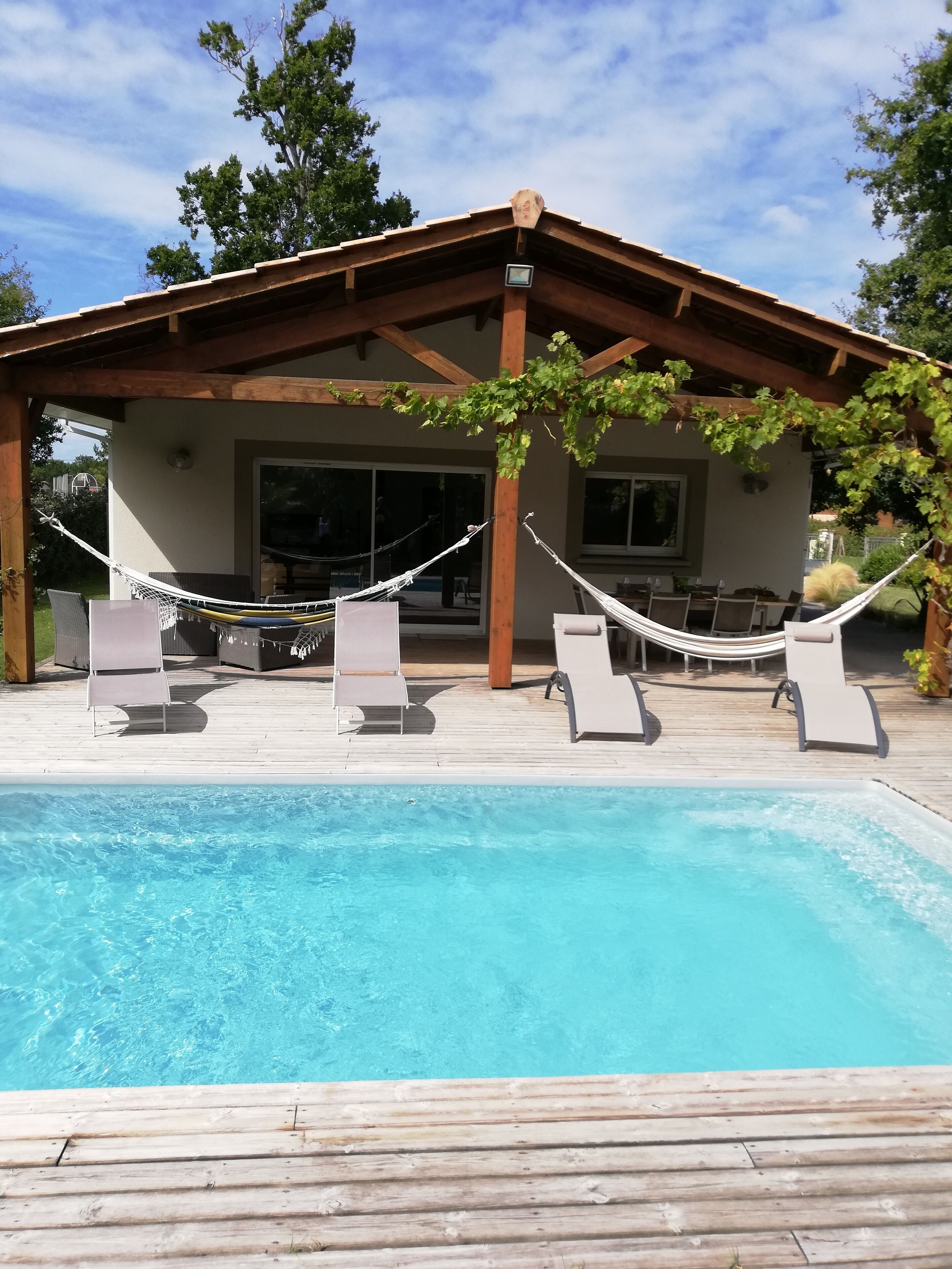 Piscine extérieure, piscine chauffée